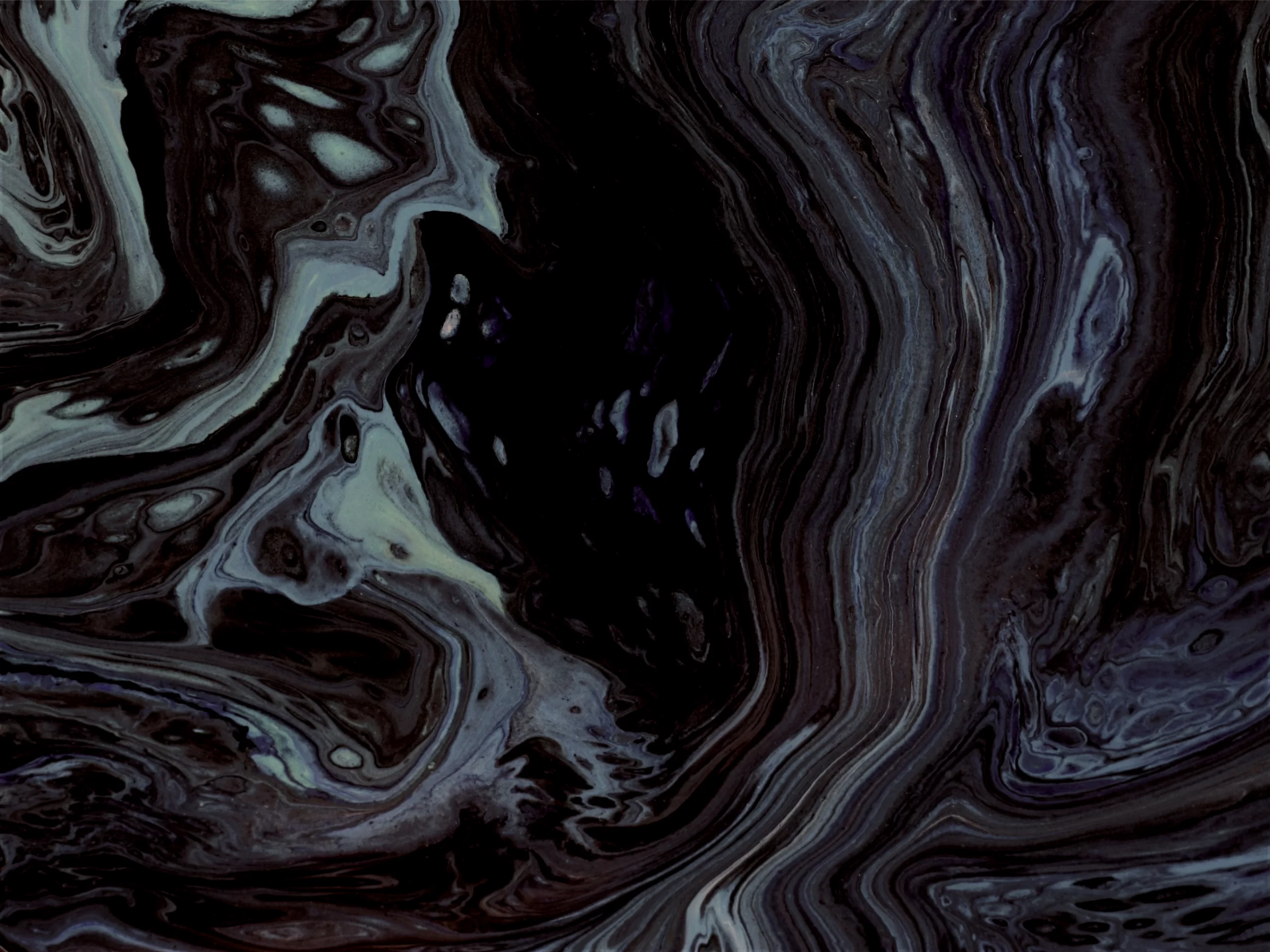 The Invisible Assistant: How Voice AI Healthcare Trends in 2025 Transform Clinician Workflows